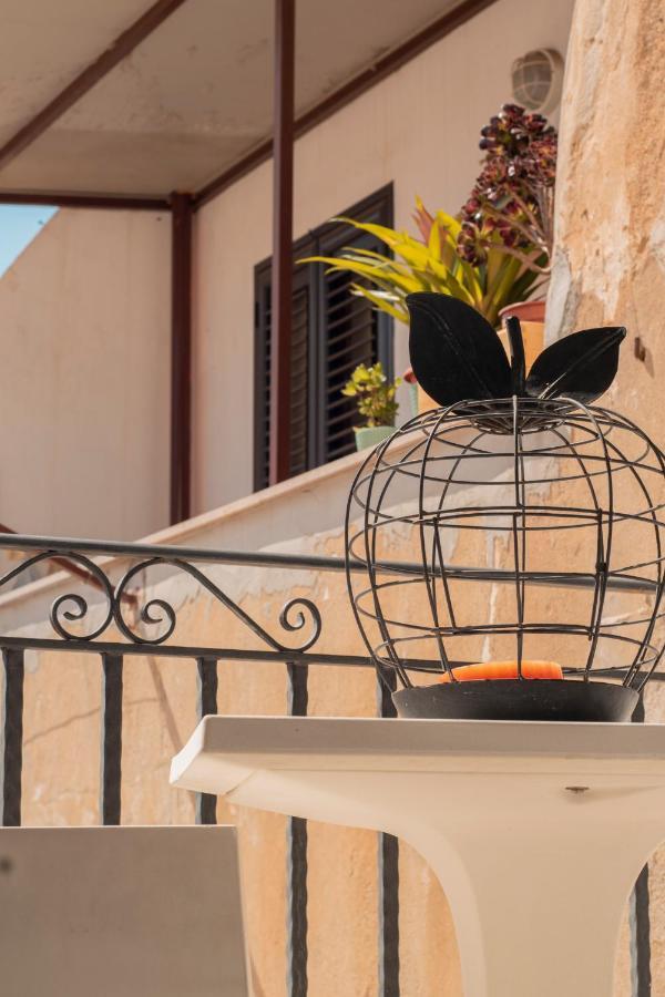 Casa Magoo Appartement Palermo Buitenkant foto